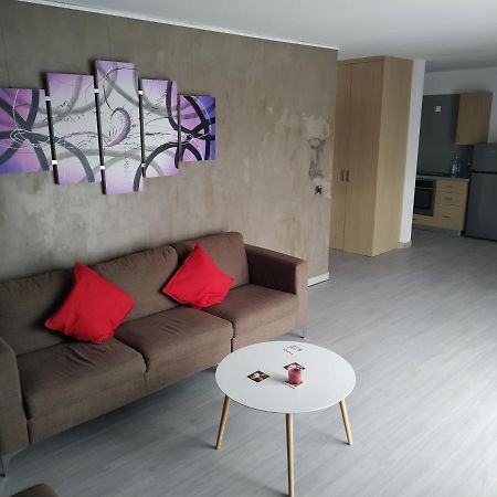 Modern Suite, Xl Balcony, Parking 니코시아 외부 사진